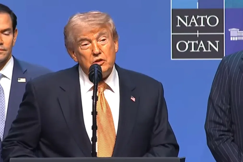 Trump diz que considera o Estreito de Ormuz "território americano"