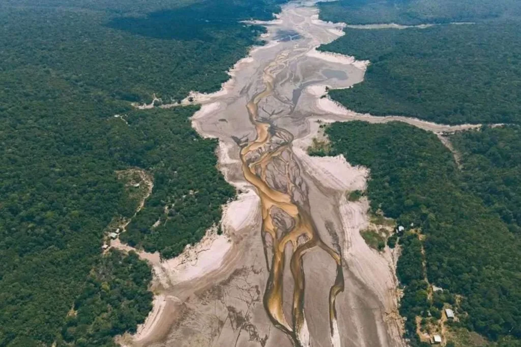 Ameaça de prejuízo com seca severa deixa economia amazônica em alerta
