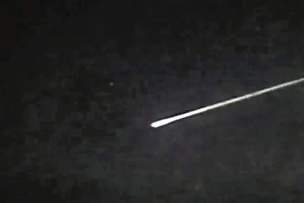 Astrônomos brasileiros registram chuva de meteoros dupla. Veja imagens
