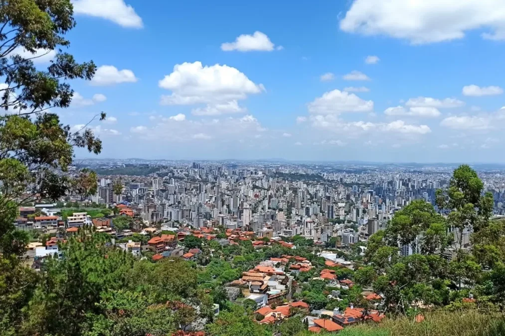 BH amanhece com 9,4°C e sensação térmica chega a -2,6°C nesta sexta