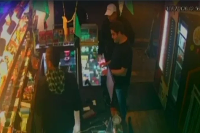 Câmeras mostram advogado com homem antes de ser encontrado morto em SP