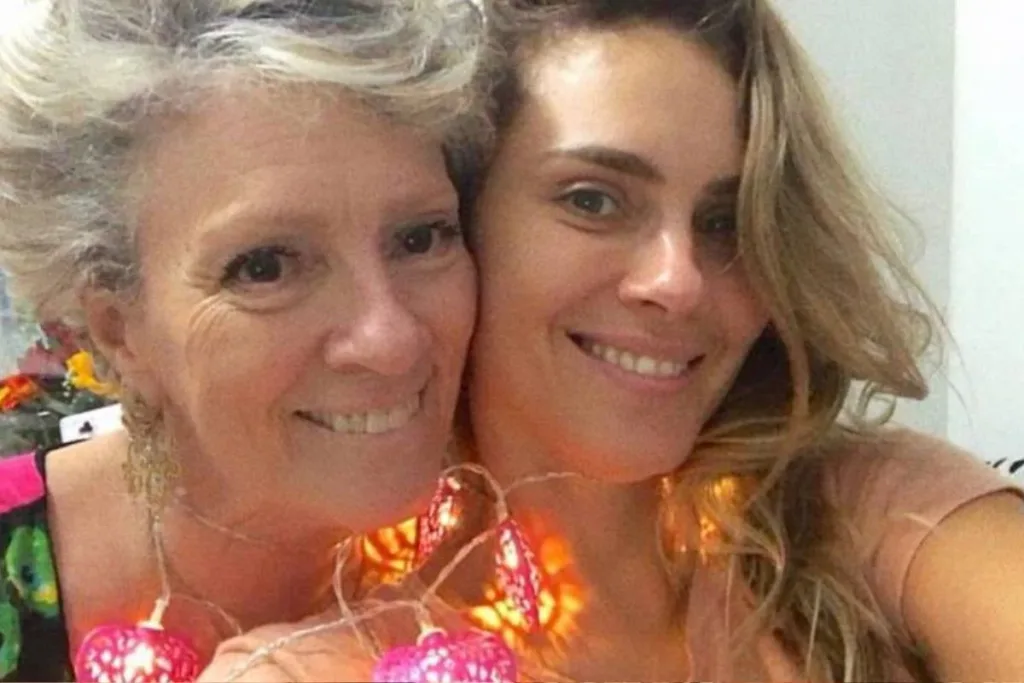 Carol Dieckmmann relembra trauma da infância: "Vi a minha mãe beber"