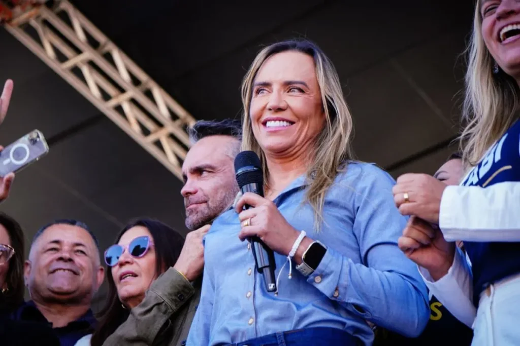 Celina sobre liderança em pesquisa eleitoral: "Recebo com humildade"