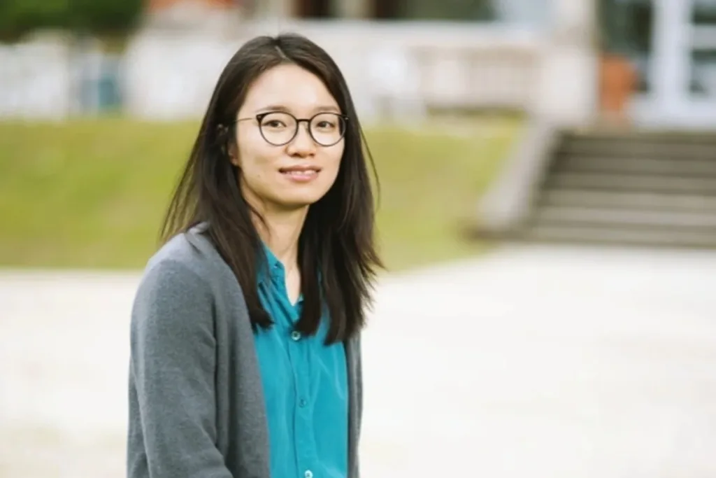 Chinesa resolve problema centenário e ganha "Nobel" da matemática