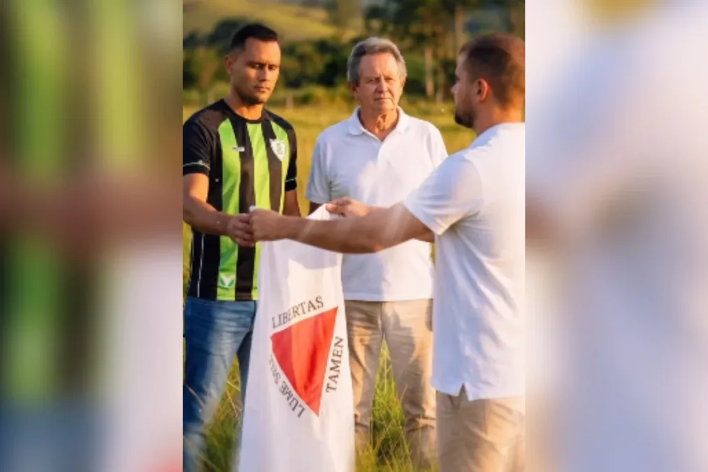 Cleitinho confirma a aliados candidatura ao governo de Minas