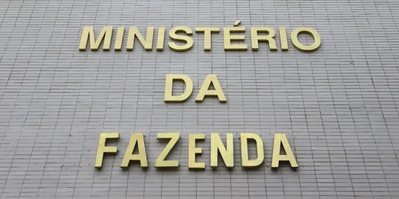 Com precatórios, previsão de déficit primário soma R$ 52 bilhões