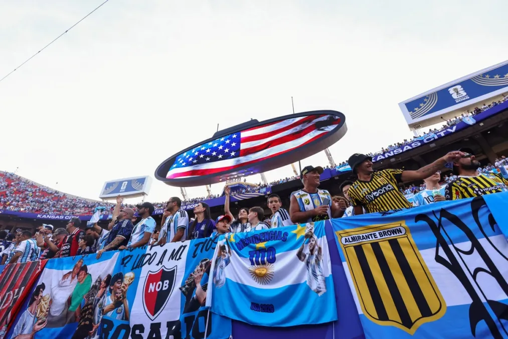 Copa: torcida argentina revive canto de provocação contra Inglaterra