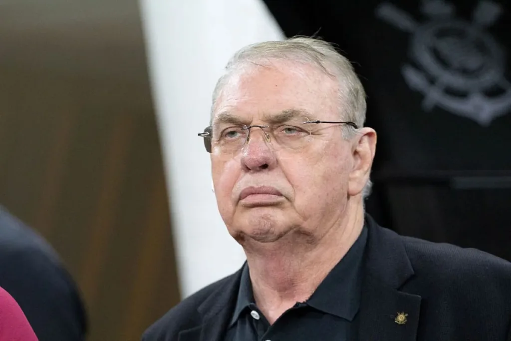 Corinthians paga dívida e se livra de um transfer ban da Fifa