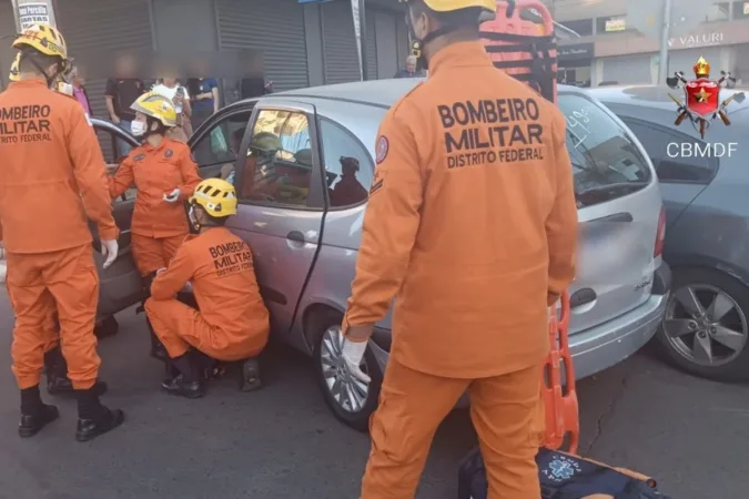 Criança fica ferida após acidente entre carros em Taguatinga