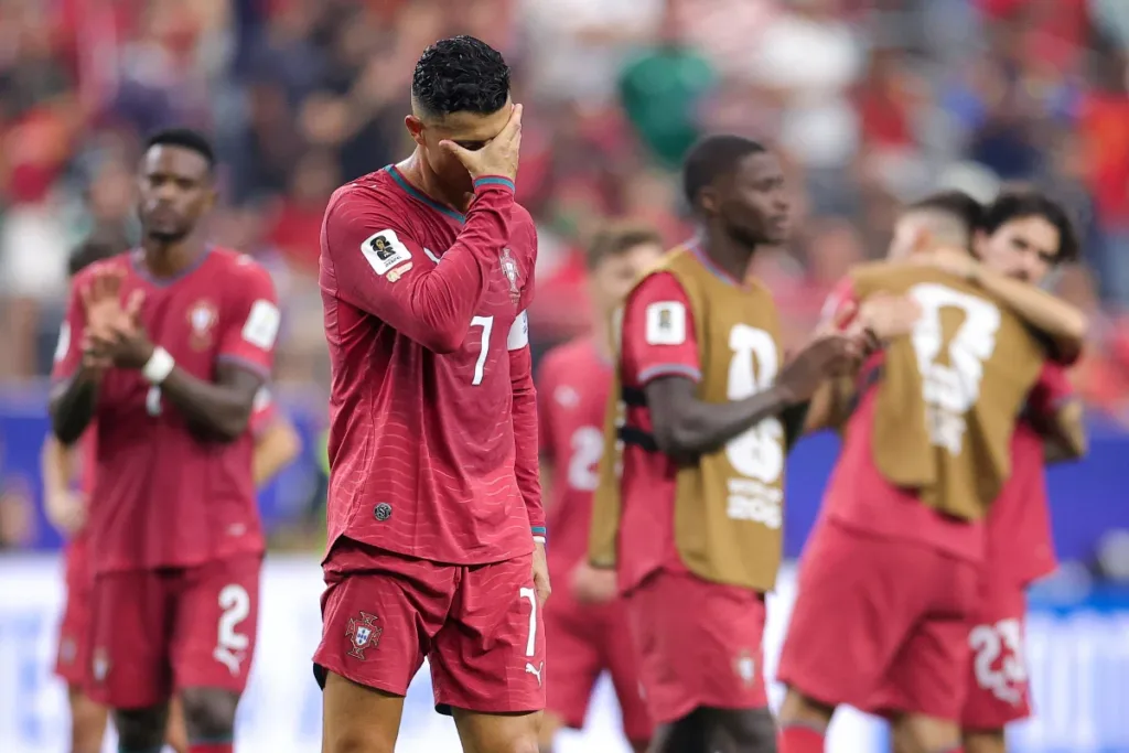 Cristiano Ronaldo curte post que acusa Fifa de beneficiar a Argentina