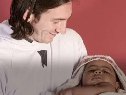 Às vésperas da final da Copa, Messi relembra foto de banho em Yamal: “Uma loucura”