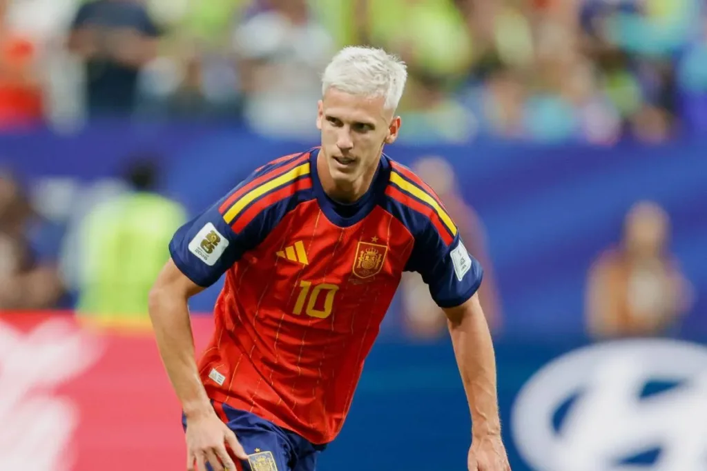 Dani Olmo critica Argentina por virar de costas na premiação da Copa