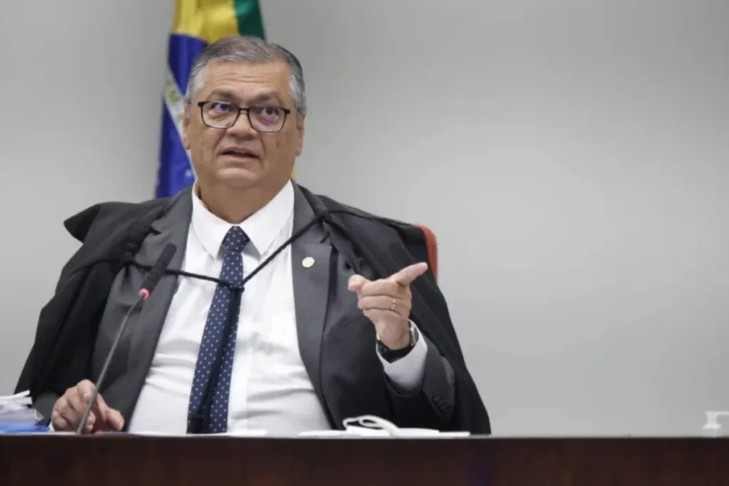 Dino determina que União detalhe recursos para a CVM em 2027