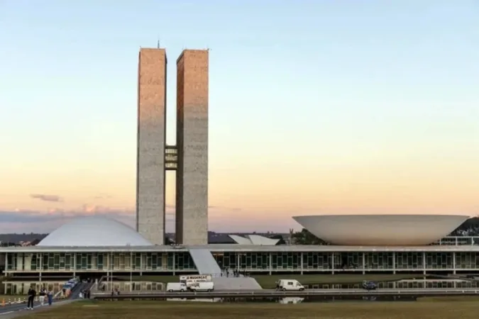 Em ano eleitoral, Congresso reduziu ritmo de sessões antes do recesso