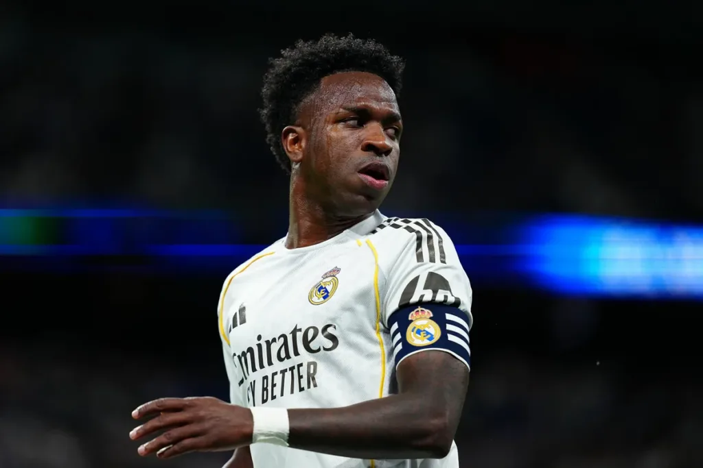 Em último ano de contrato com o Real, Vini Jr. interessa ao Arsenal