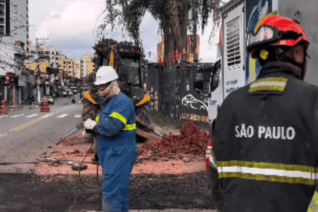 Famílias são retiradas de residências após vazamento de gás em Osasco