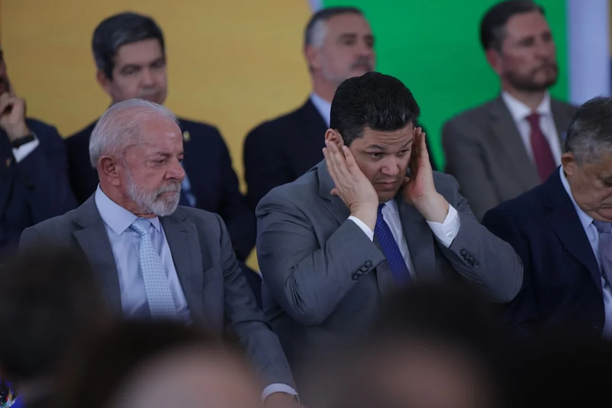 Fim da 6×1 completa 2 meses parado no Senado e sem calendário definido