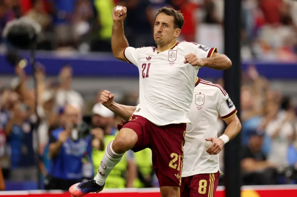 Finalista da Copa, Espanha garante a maior série invicta da história