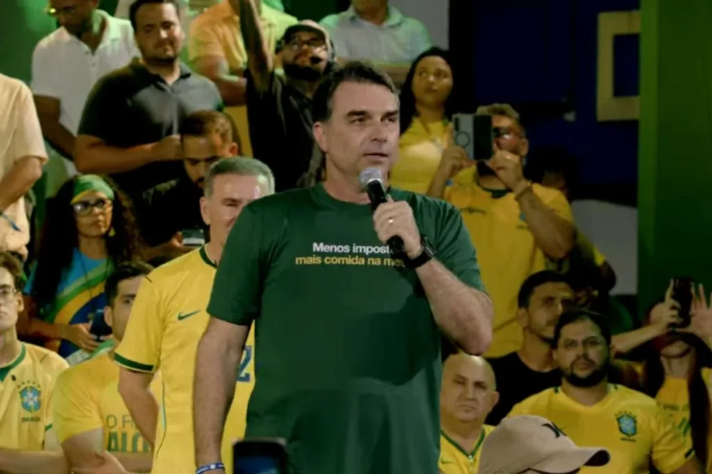 Defesa diz que Bolsonaro não autorizou vídeo com inteligência artificial exibido em convenção do PL