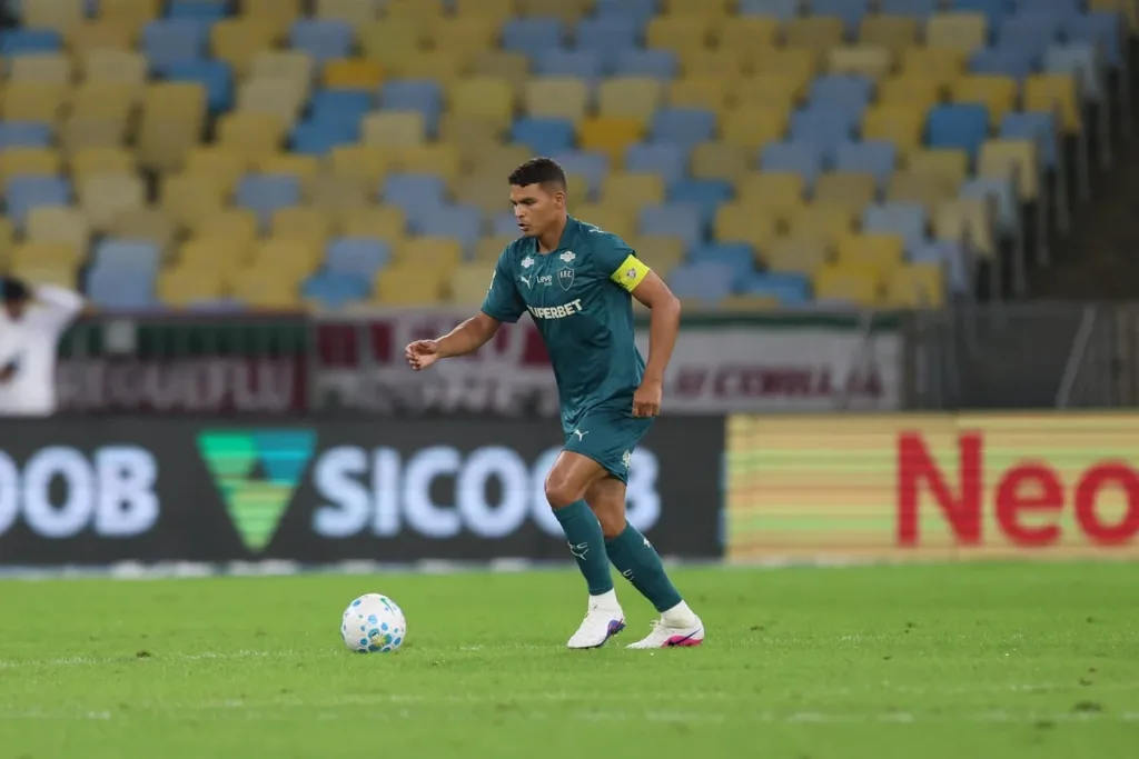 Fluminense confirma lesões de Thiago Silva e Freytes; confira