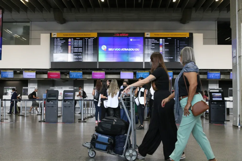 Governo aumenta tarifas de embarque em 14 aeroportos brasileiros
