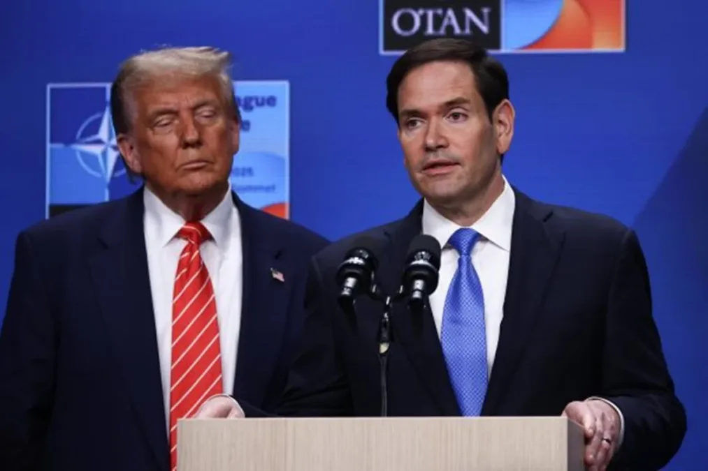 Governo Trump lança campanha para "desmantelar" o Tribunal de Haia