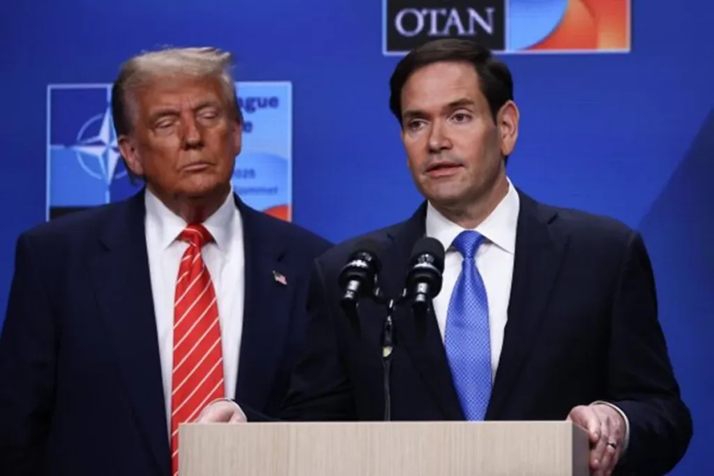 Governo Trump lança campanha para "desmantelar" o Tribunal de Haia