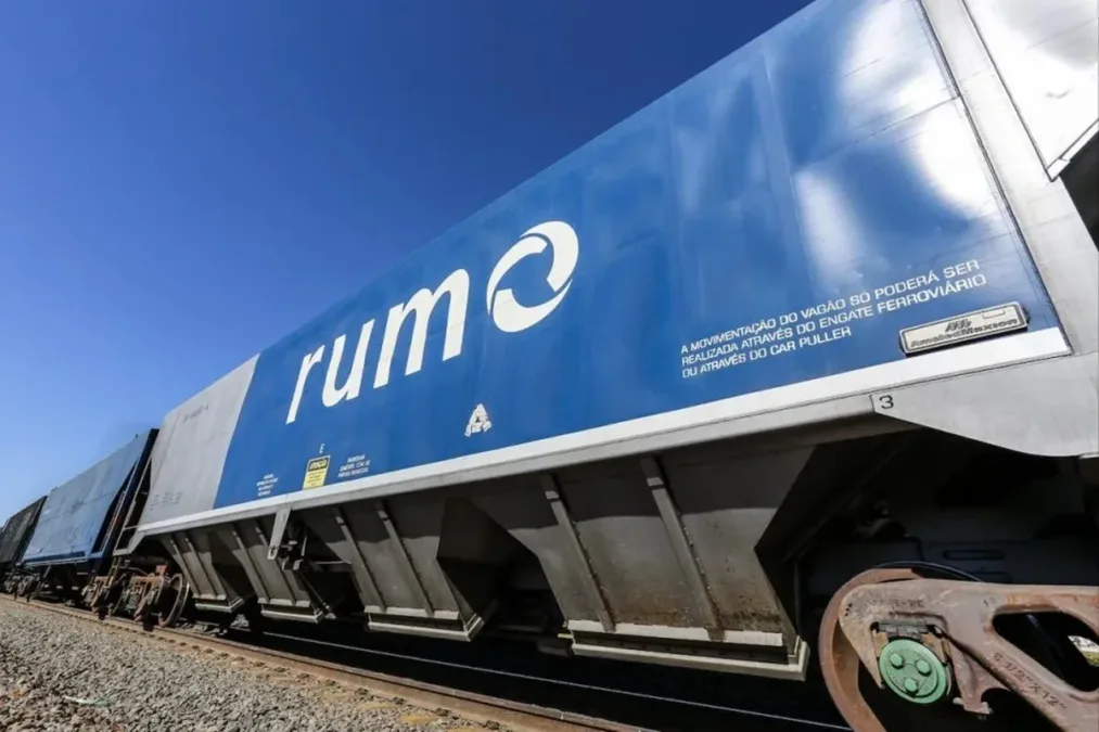 Governo vai pagar Rumo para capinar ferrovia após empresa deixá-la abandonada