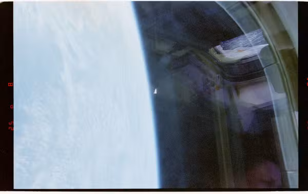 Governo dos EUA libera novas imagens de OVNI registrado por astronautas da NASA