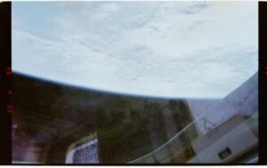 Governo dos EUA divulga imagens oficiais de OVNI registrado durante missão da NASA.
