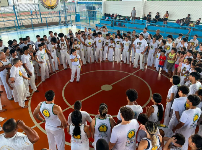 Grupo Axé Capoeira celebra um ano em Acrelândia com grande aulão e apresentações culturais