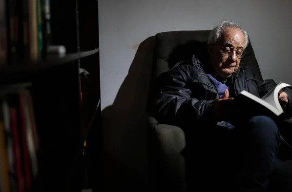 Hélio Nascimento continua indo ao cinema aos 89 anos e dispara contra o streaming: “Sou dos resistentes”