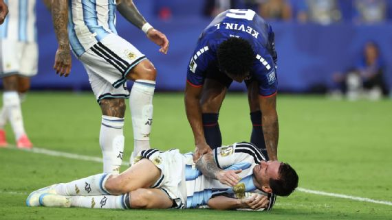 Messi brinca após atletas de Cabo Verde pedirem fotos: “Em campo, me deram uma surra”