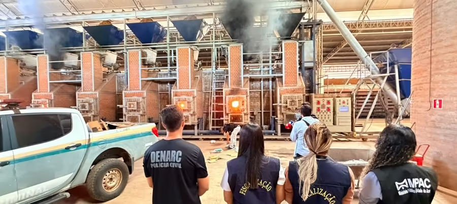 Mais de 500 quilos de drogas são incinerados em Cruzeiro do Sul durante operação policial