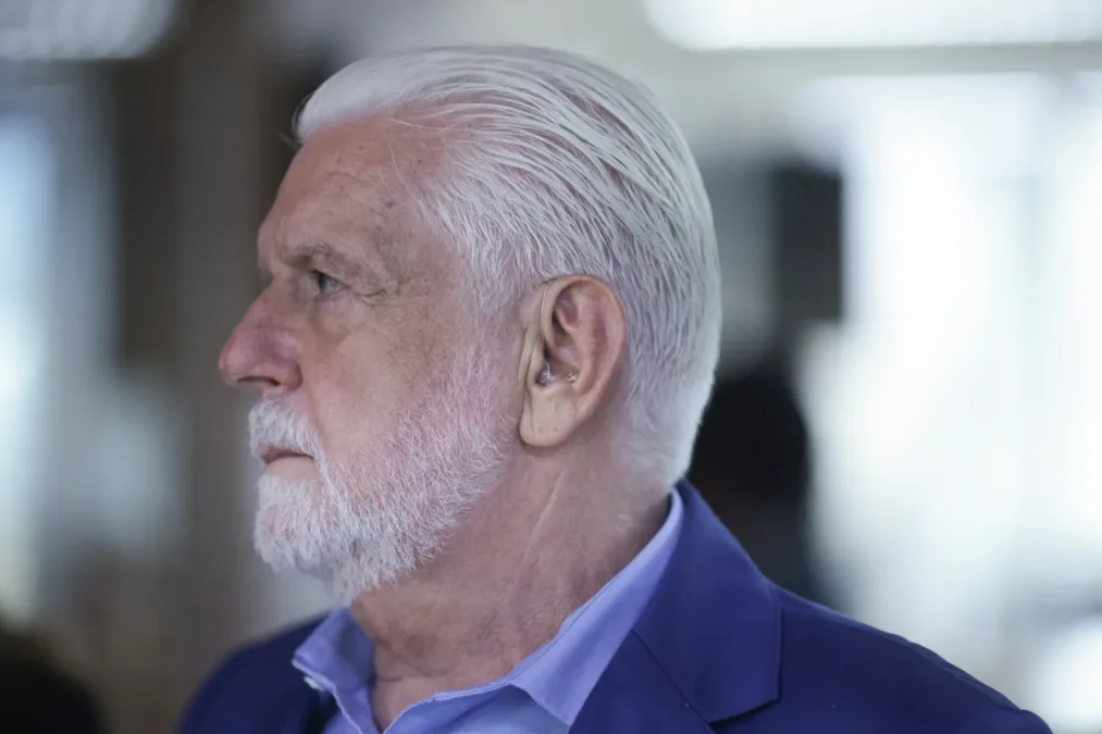 Jaques Wagner tentou vender terreno de R$ 15,8 milhões após ser alvo no Caso Master