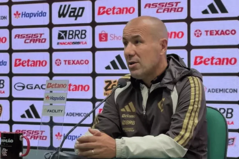 Jardim enaltece goleada do Flamengo e fala sobre retorno de Arrascaeta