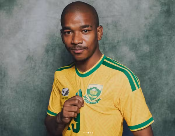 Jayden Adams morre aos 25 anos e deixa futebol sul-africano de luto após Copa de 2026