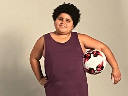 Irmão de Duda Santos ganha espaço na Globo e chama atenção em “Pablo & Luisão”