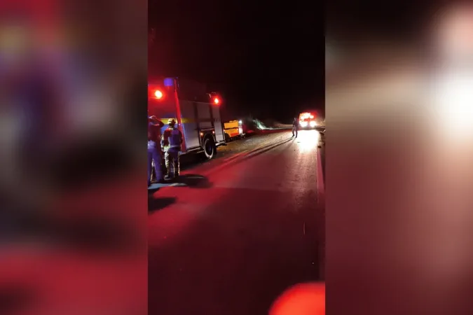 Jovem de 18 anos morre após carro cair em ribanceira na MG-188