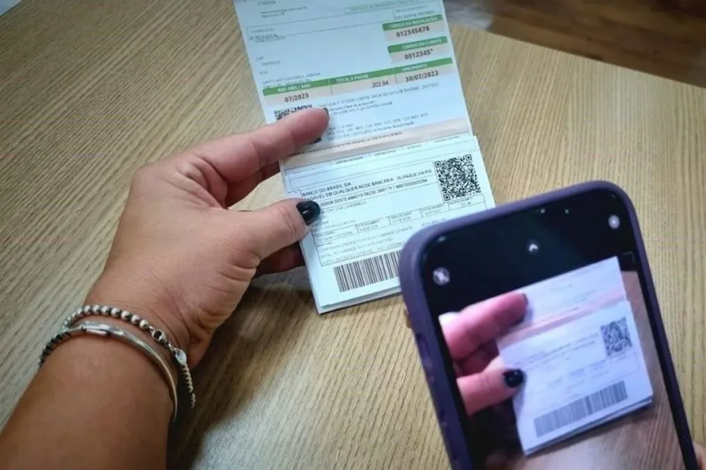 Lei define regras para empresas de água e luz cobrarem clientes no DF