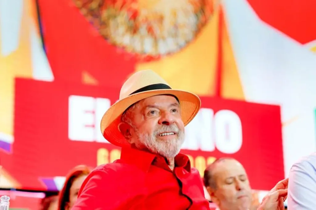Lula cita Trump e Milei e diz não querer "ajuda de fora" na eleição