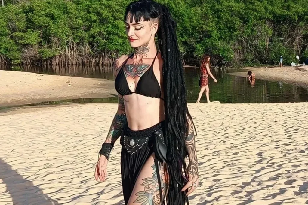Mãe lamenta morte de influenciadora encontrada em estrada na Bahia