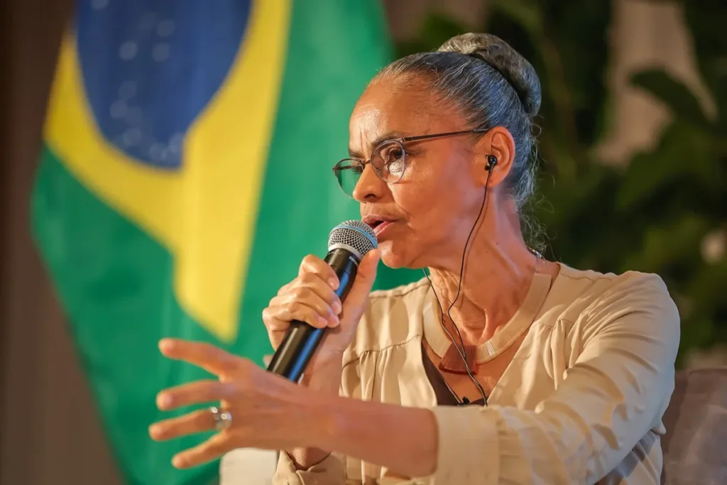Marina lamenta mortes após ventania e alfineta Tarcísio: "Negligência"