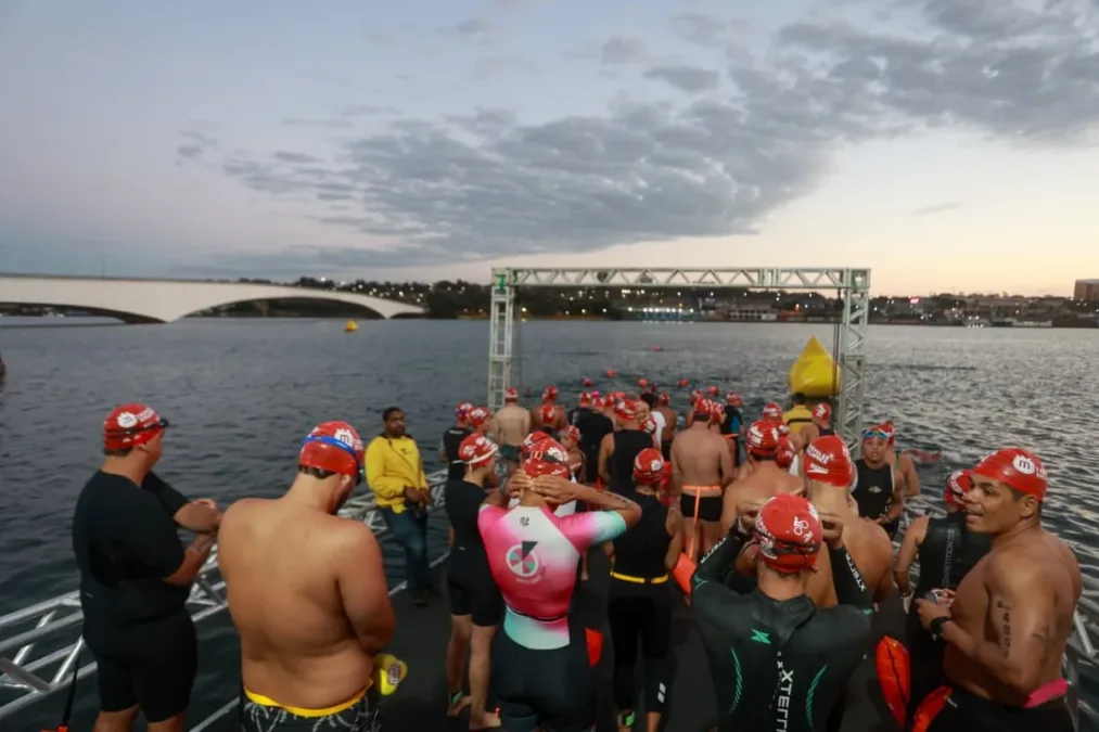 Metrópoles Endurance: veja a largada do Aquathlon Super Sprint