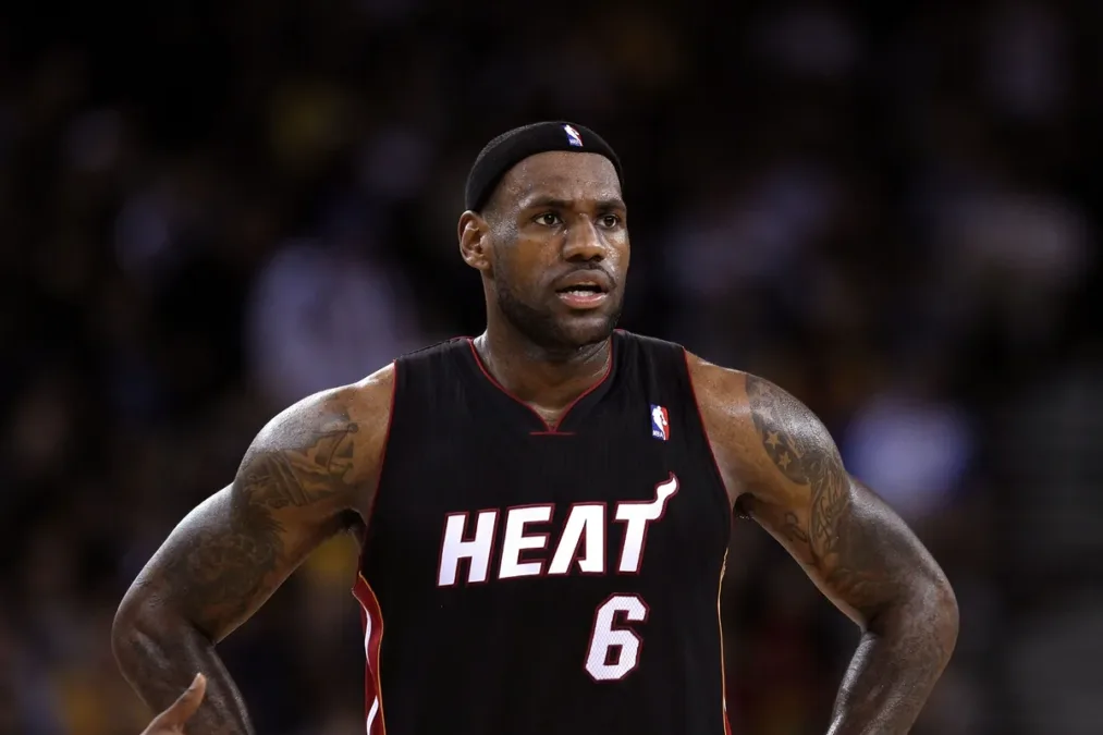 Miami Heat faz post por engano e "entrega" acerto com LeBron James