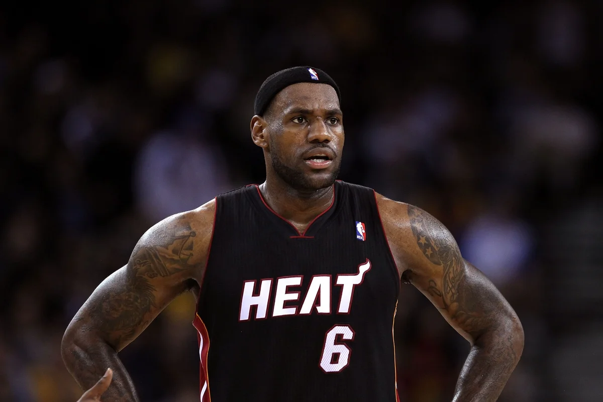 Miami Heat faz post por engano e "entrega" acerto com LeBron James