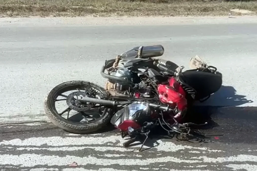 Motociclista morre após acidente com caminhão em rodovia do DF