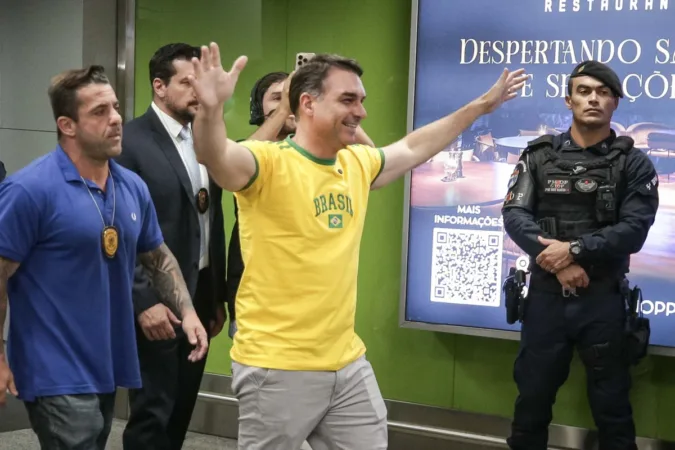 O clã Bolsonaro não aguenta dez minutos de perguntas de verdade hoje