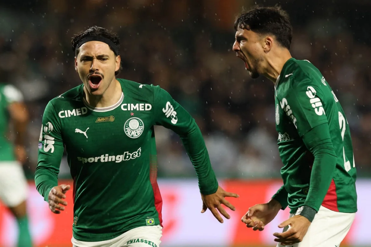 Palmeiras bate o Coritiba pelo Brasileiro e abre vantagem na liderança