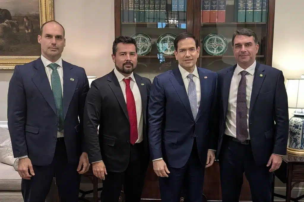 Marco Rubio critica governo Lula após tarifa de 25% sobre produtos brasileiros anunciada pelos EUA